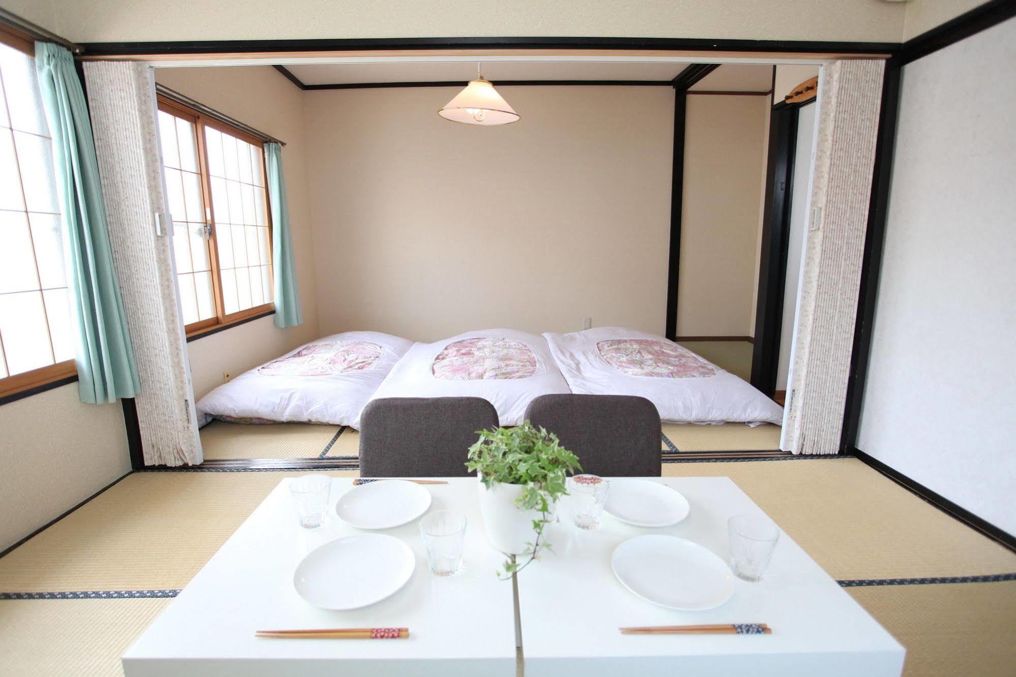 Fujiyama Base Bed & Breakfast Fujiyoshida Dış mekan fotoğraf