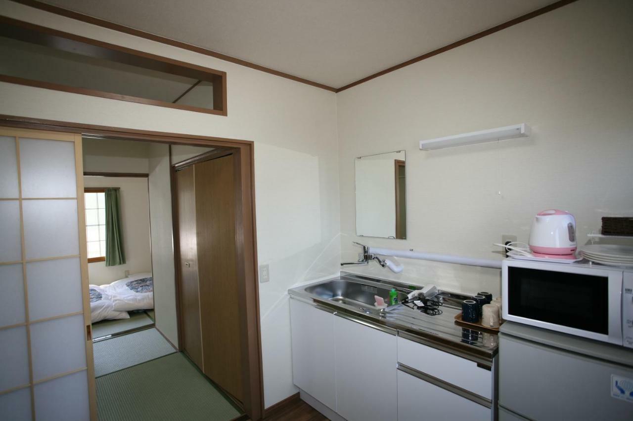 Fujiyama Base Bed & Breakfast Fujiyoshida Dış mekan fotoğraf