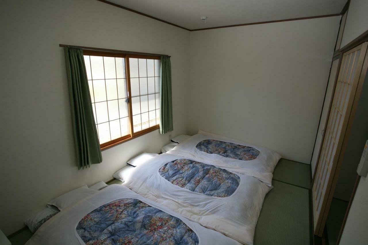 Fujiyama Base Bed & Breakfast Fujiyoshida Dış mekan fotoğraf